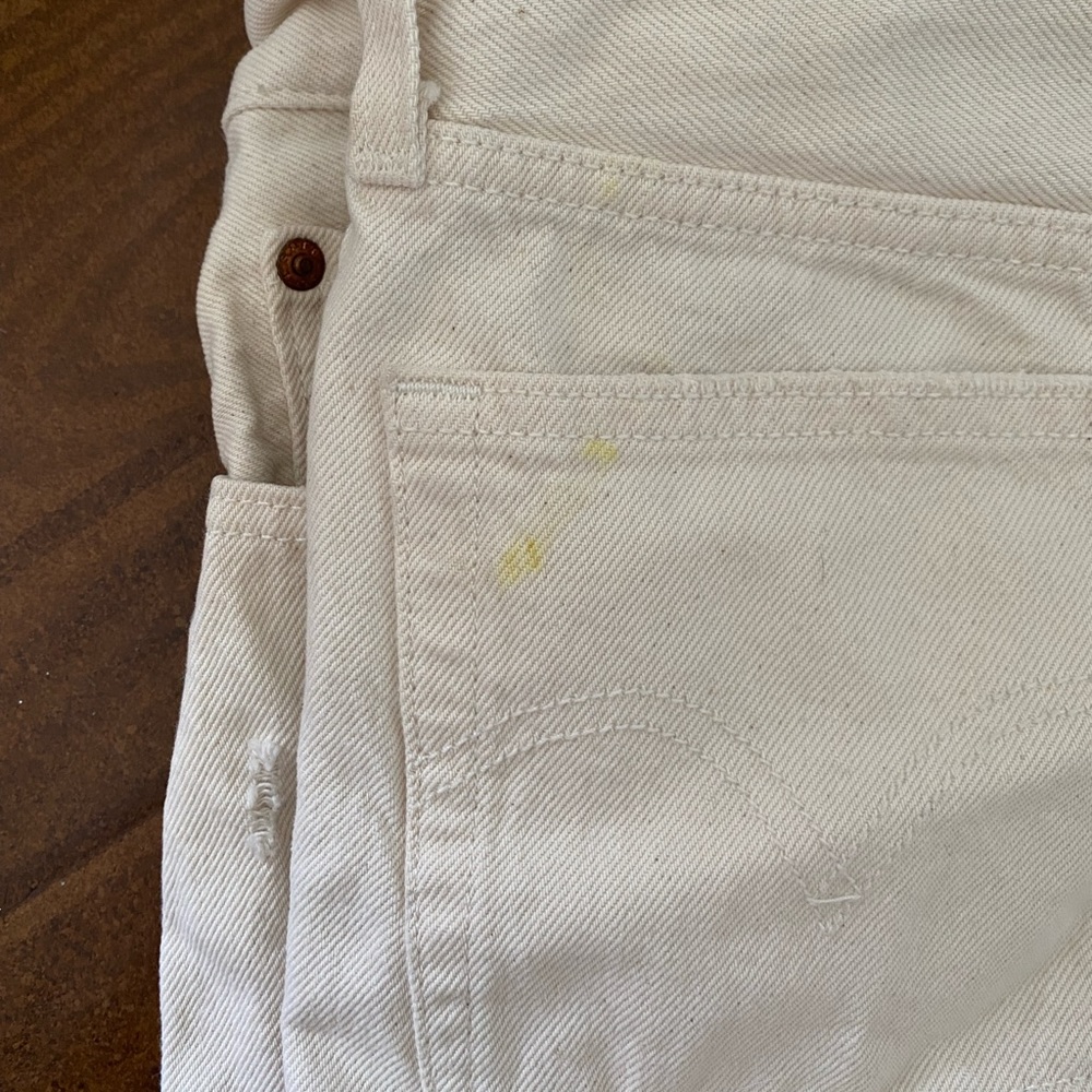 Levi's Off-White Distressed Jean Shorts - Picture 3 of 5